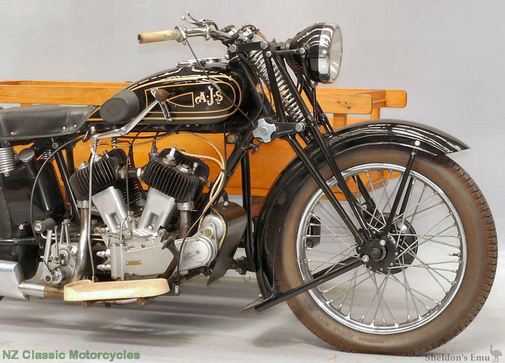 AJS-1930-R2-V-Twin-Combination-NZM-R-Front.jpg