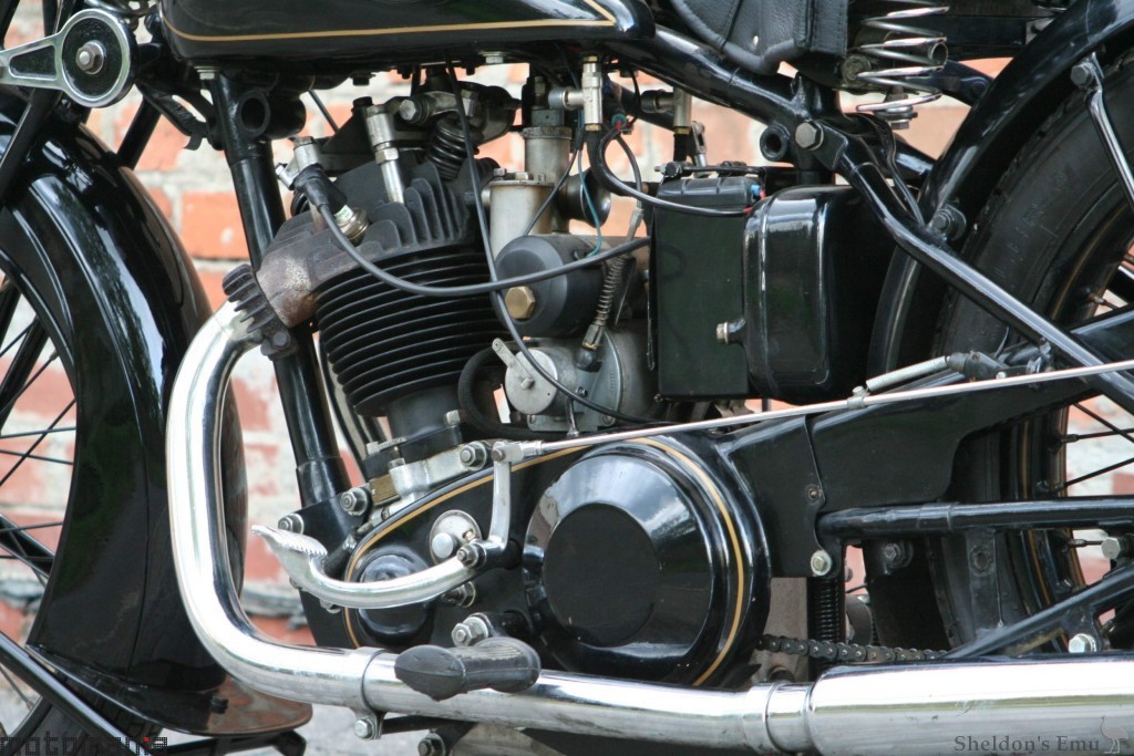 AJS-1930-R6-350cc-Motomania-3.jpg