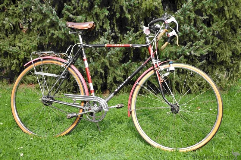 Bauer-Bicycle-50-yahre-3.jpg
