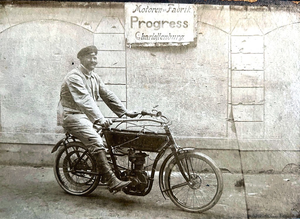 Progress-1905-Motorrad-ERa.jpg
