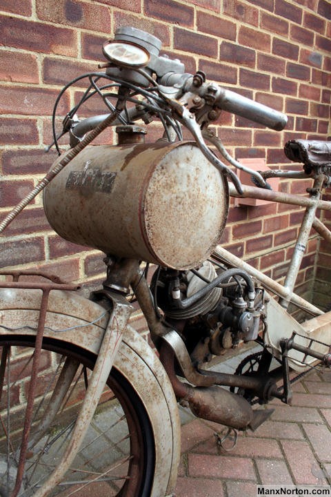 Derny_1949_Tandem_98cc_Zurcher_3.jpg