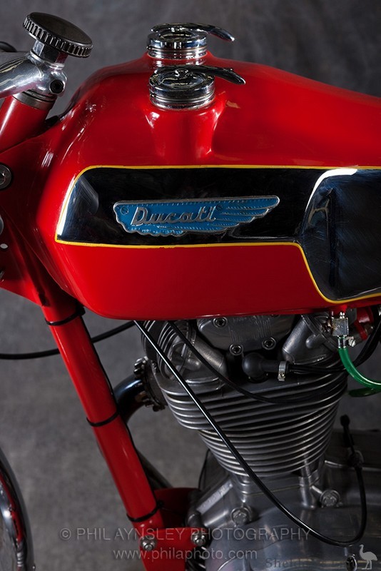 Ducati-350Mk3D-007.jpg