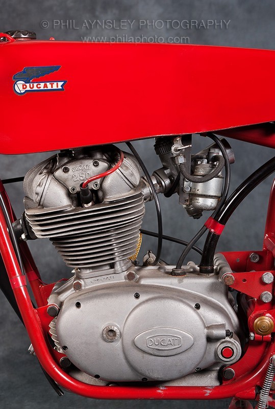 Ducati-250SC-002.jpg