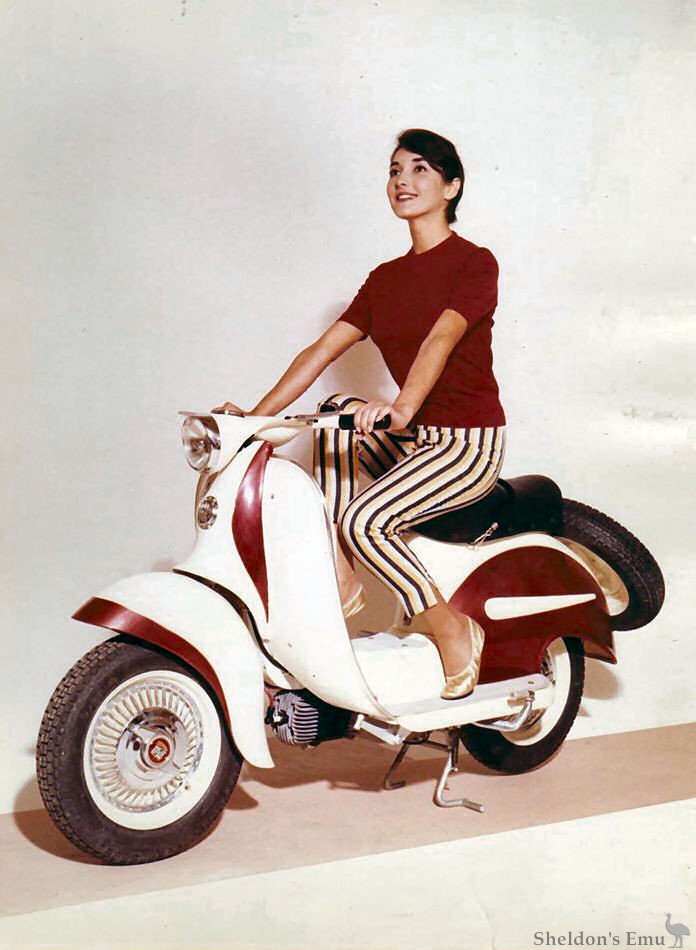 Guizzo-Scooter-Woman.jpg
