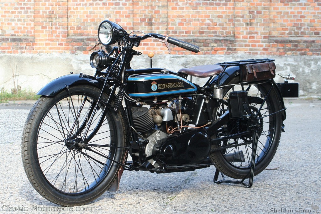Husqvarna-1927-550cc-Model-180-Moma-2-02.jpg
