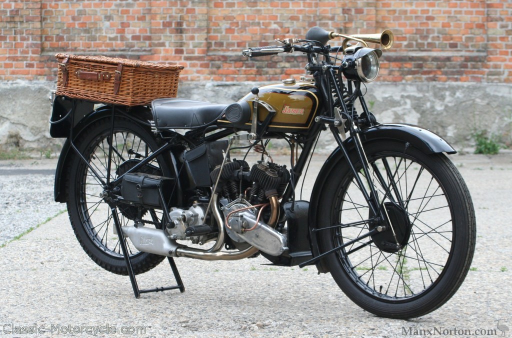 James-1928-Model-12-500cc-Moma-01.jpg