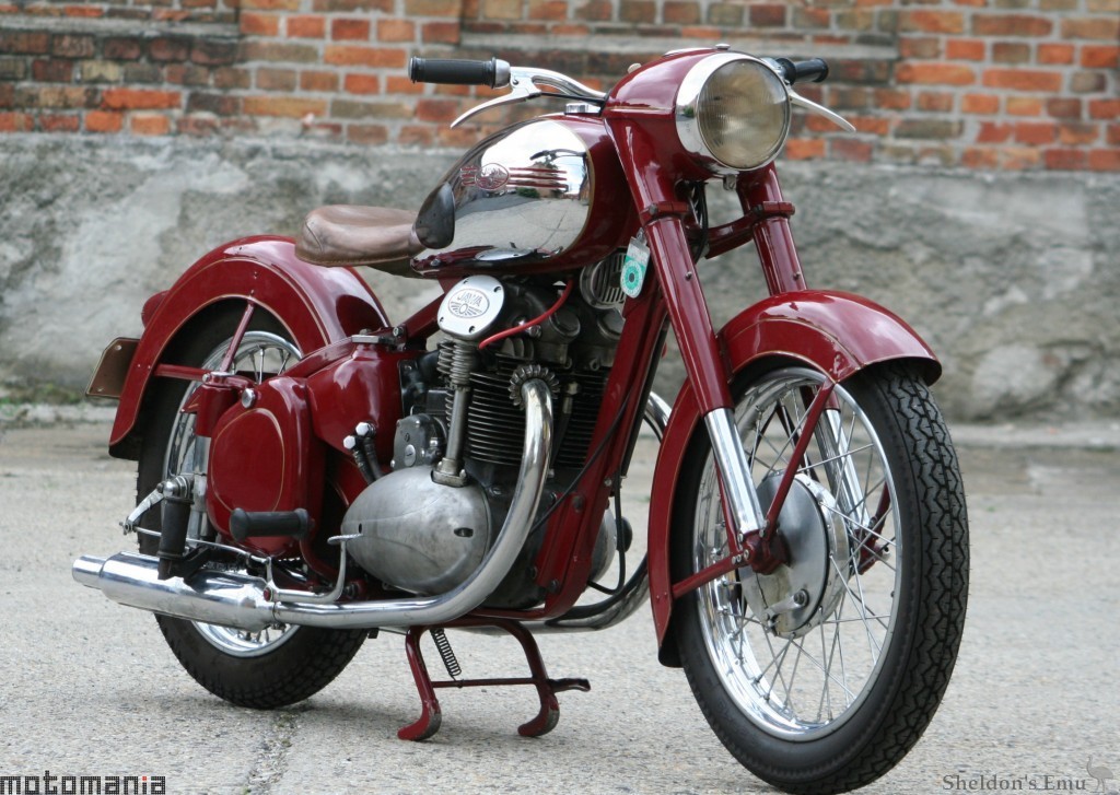 Jawa-1953-500-OHC-Motomania-4.jpg