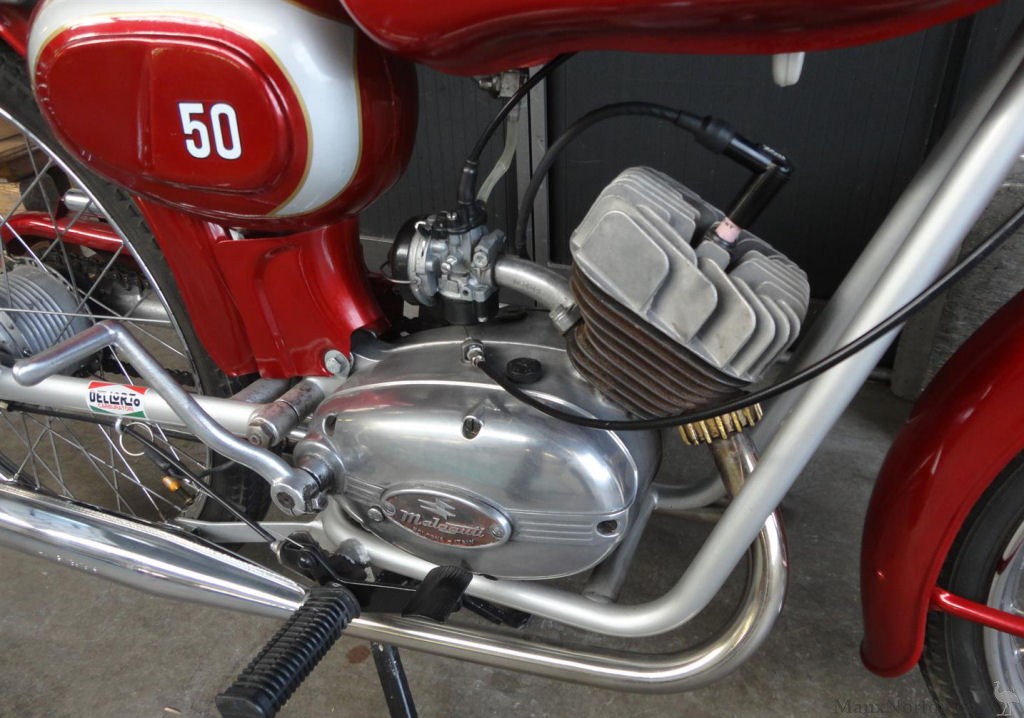 Malaguti-1965-Sport-50cc-SSNL-02.jpg