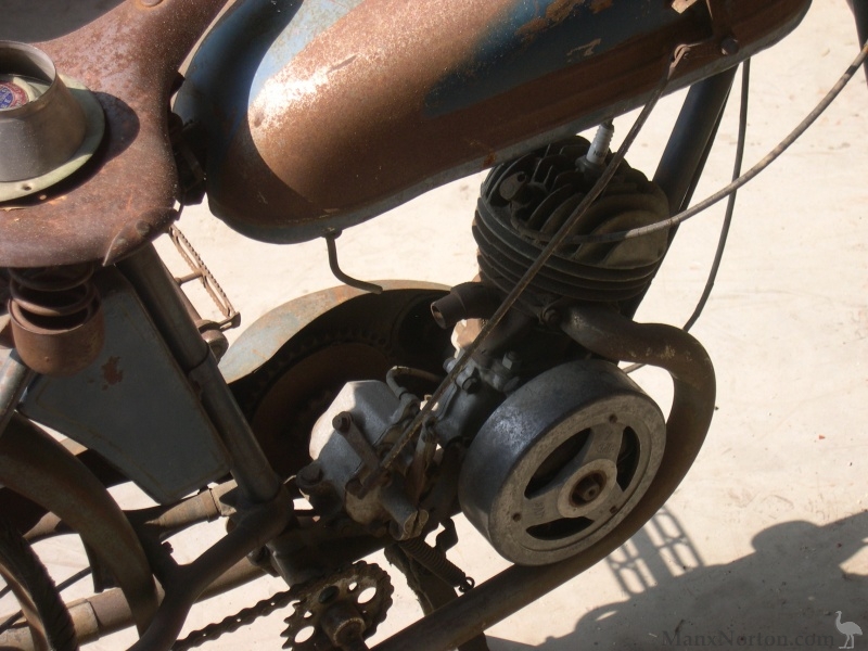 Monet-Goyon-qq-moped-Iowa-1.jpg