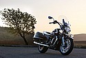 Moto-Guzzi-2015-California-1400-Touring-JSG-01.jpg