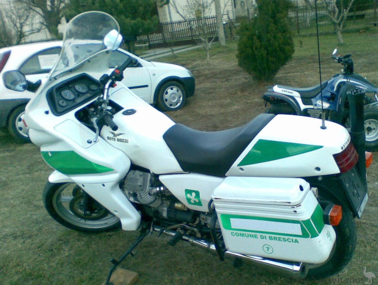 Moto-Guzzi-1999-V75-1.jpg