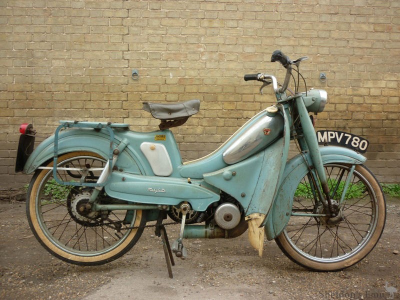 Motobecane-1961-Mobylette-49cc-AT-008.jpg
