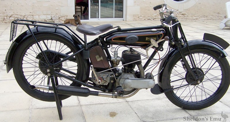 Raleigh-1927-Model-21-500cc-1.jpg