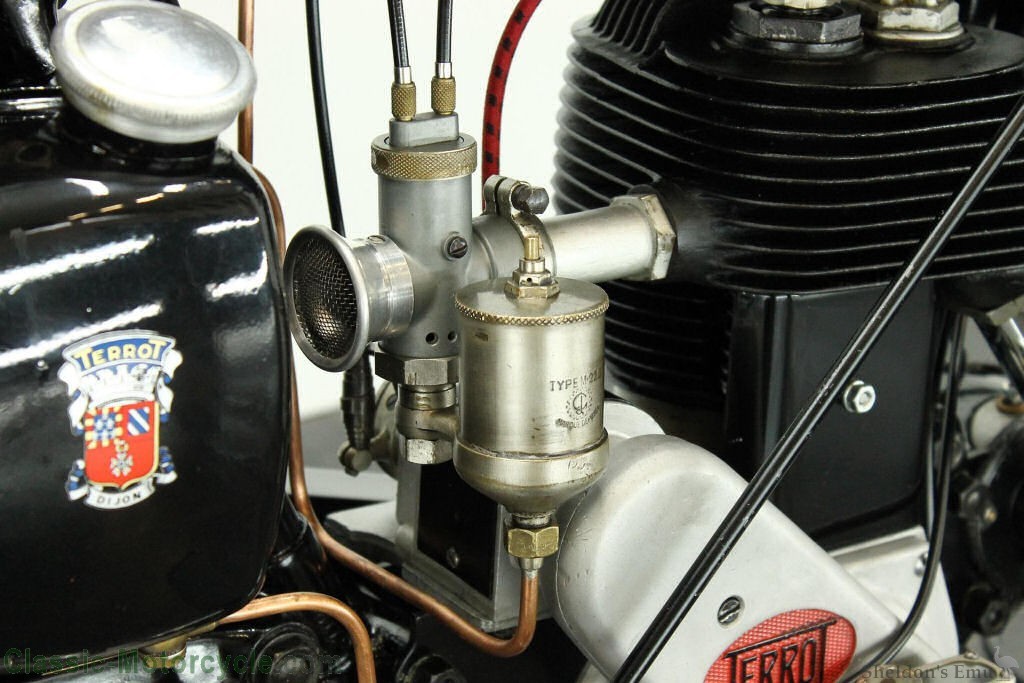Terrot-1934-HLG-500cc-10.jpg