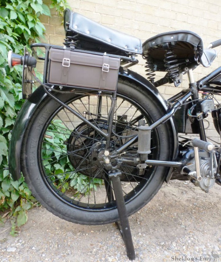 AJS-1926-G2-799cc-V-Twin-AT-11.jpg