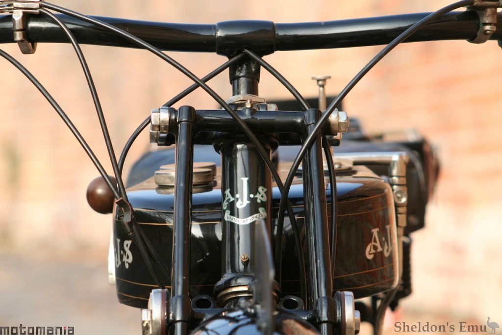 AJS-1928-K5-350cc-Motomania-5.jpg