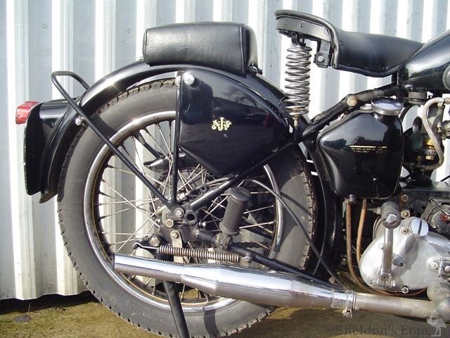 AJS-1948-Model-16-350cc-AB-03.jpg
