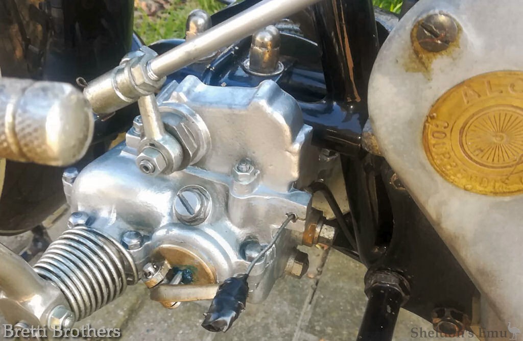 Alcyon-1917-250cc-BrB-04.jpg