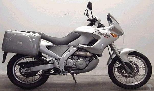 Aprilia-1999-Pegaso-650-Garda.jpg