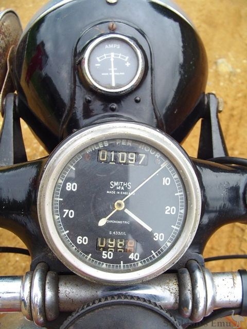 Ariel-1951-500cc-plunger-004.jpg