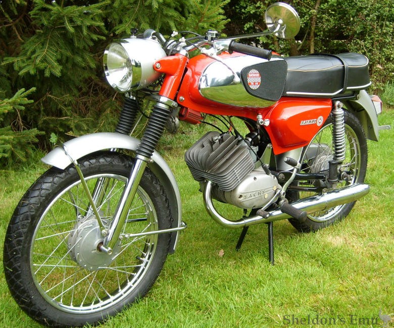 Batavus-1970-72-TS49-s1-1.jpg