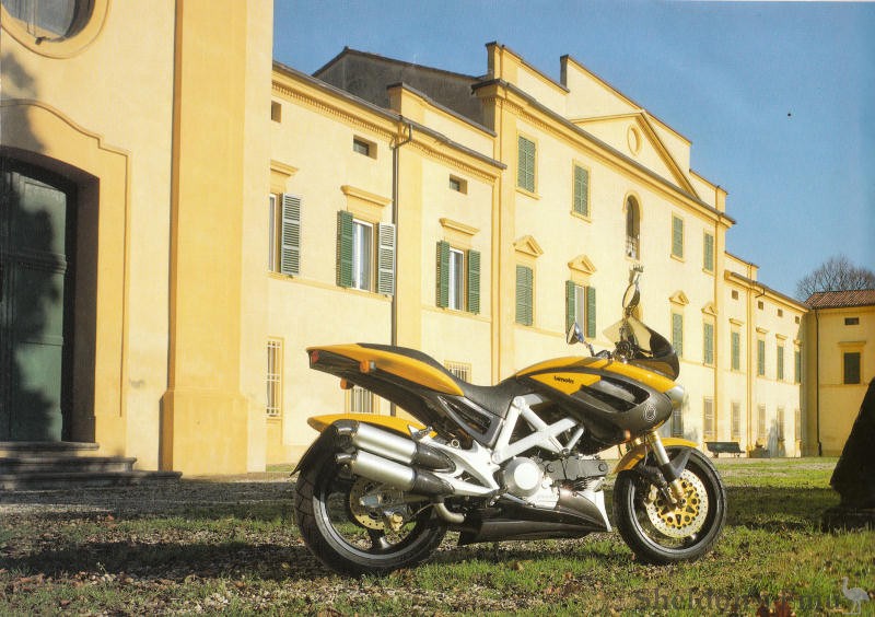 Bimota-Mantra-brochure-11c.jpg