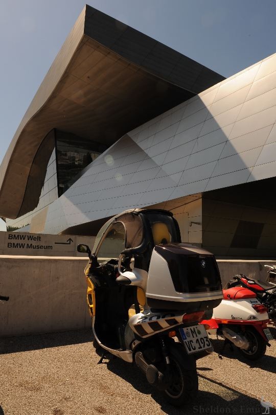 BMW-2001-C1-Scooter-02.jpg