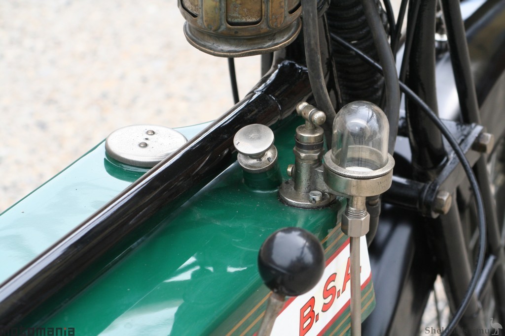 BSA-1923-770cc V-Twin-Motomania-3.jpg