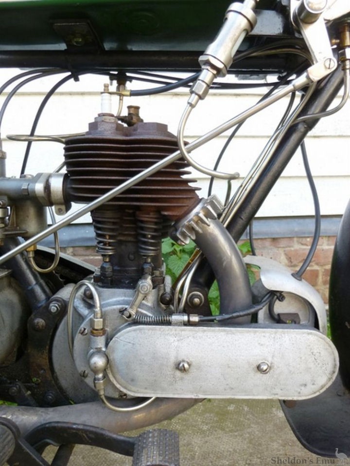 BSA-1927-Model-L-350cc-11.jpg