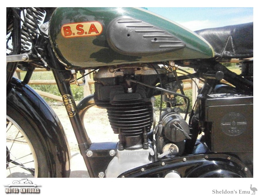 BSA-1937-M22-MANT-03.jpg