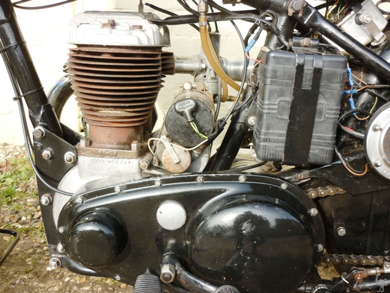 BSA-1960-M21-600cc-AT-008.jpg