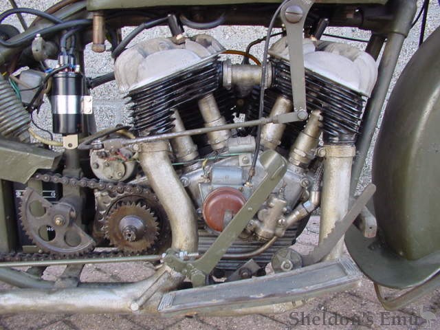 Sokol-1935-995-cc-zijklep-v-twin.jpg