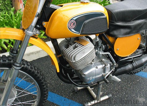 CZ-1972-MX380-Yellowtank-2.jpg