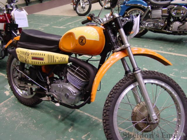 CZ-1974-250-Enduro.jpg