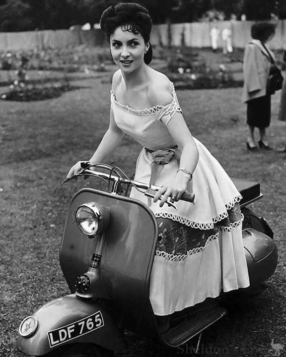 Douglas-1954-Vespa-GL2-Gina-Lollabrigida.jpg