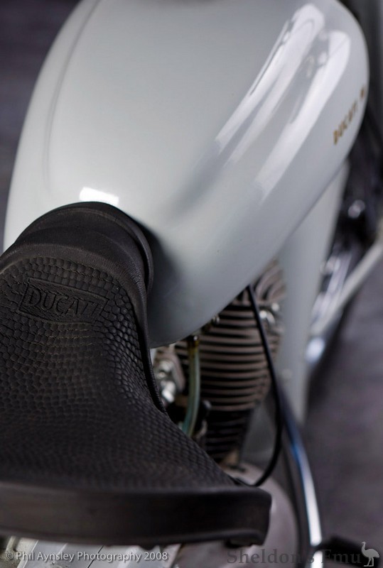 Ducati-98-002.jpg