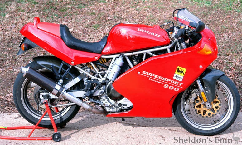 Ducati-1995-900SS-MT.jpg