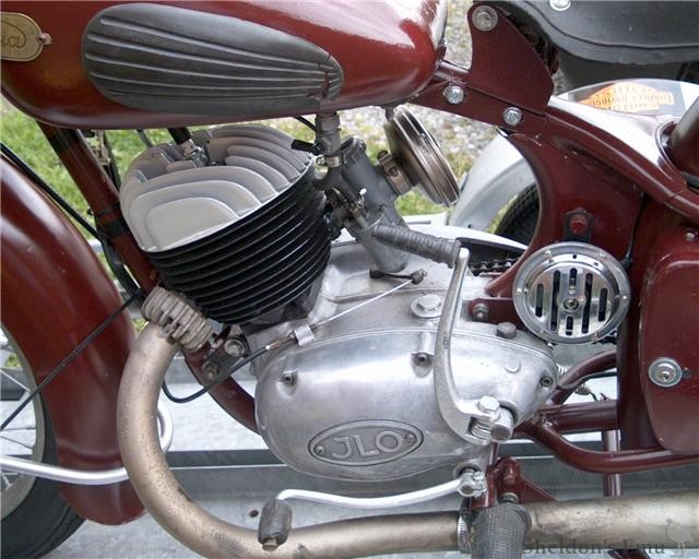 Ensia-1954-250cc-BE-3.jpg