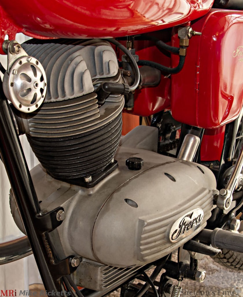 Leonardo-Frera-1954-150cc-Model-S-4t-MFr-MRi-02.jpg