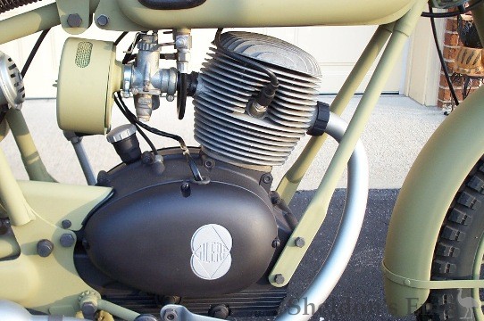 Gilera-1967-Militare-124-3.jpg