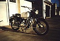 Gilera-1971-300B-Argentina.jpg