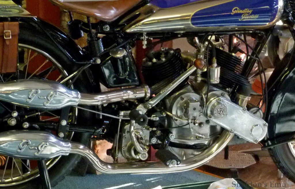 Grindlay-Peerless-1926-999cc-SMM-MRi.jpg