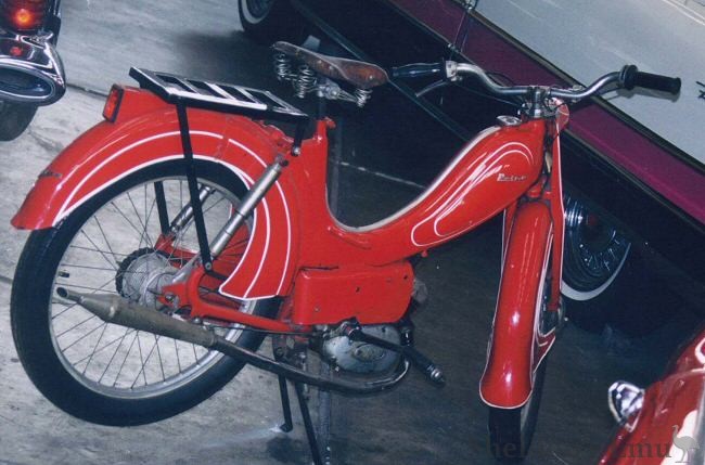 Hercules-Prior-moped.jpg