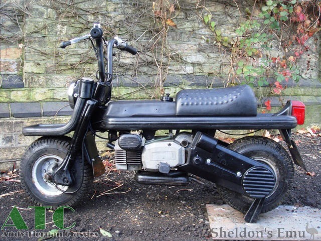 Italjet-1978-49cc-Folding-AT-004.jpg