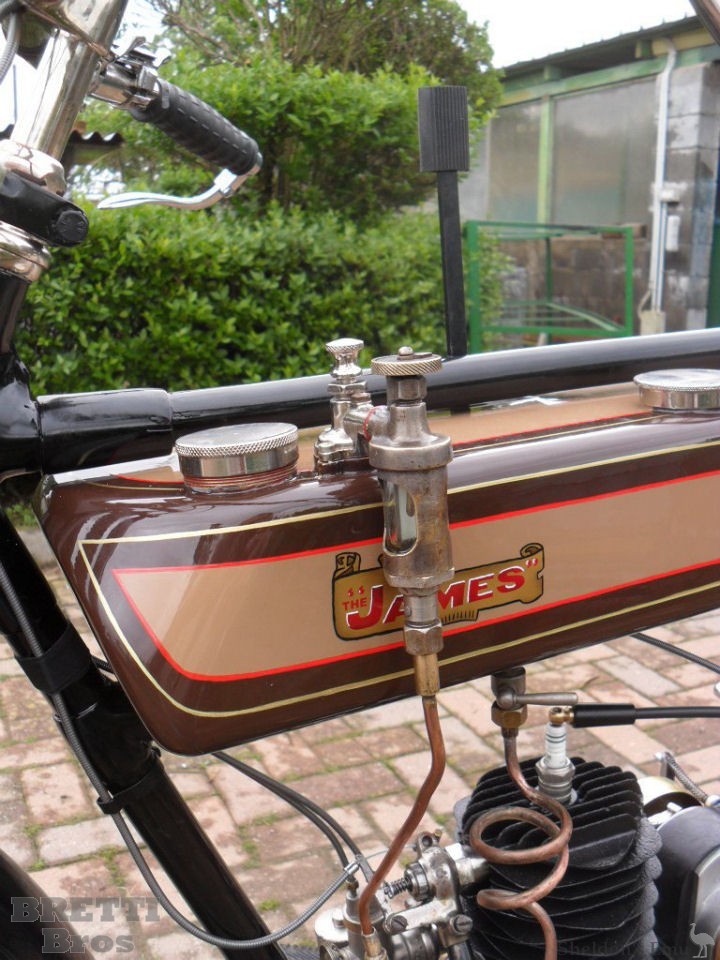 James-1919-250cc-Bretti-7.jpg
