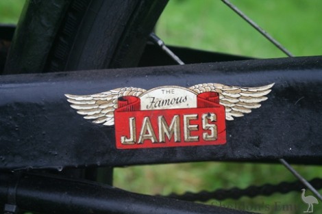 James-1946-Superlux-02.jpg