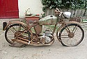Jonghi-Prester-100cc-Salon-37.jpg
