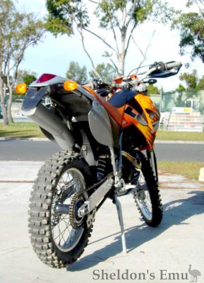 KTM-1999-LC4-620SC-2.jpg