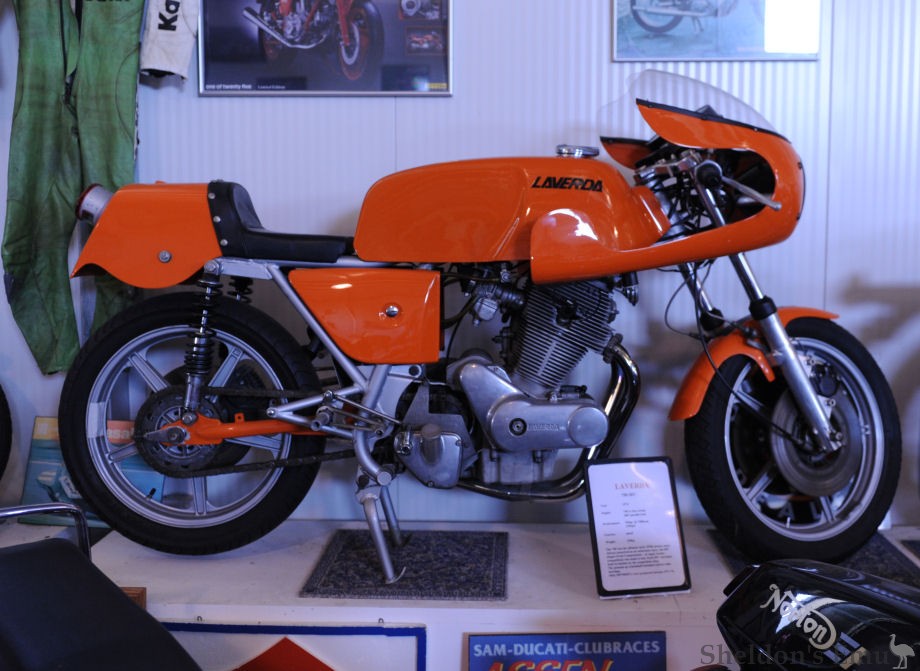 Laverda-1974-SFC750-DSC-5115-Laverda.jpg