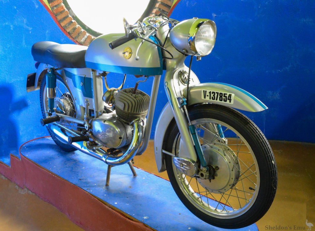 Lube-1963-Condor-150cc-MuH-MRi.jpg